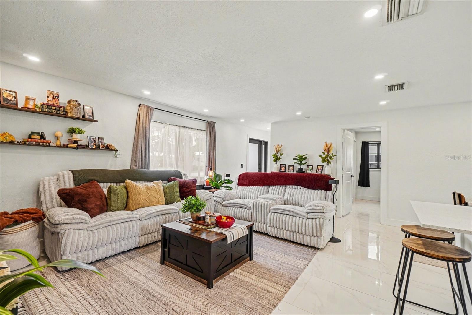 Image 6 of 48 For 73 Cardinal Drive