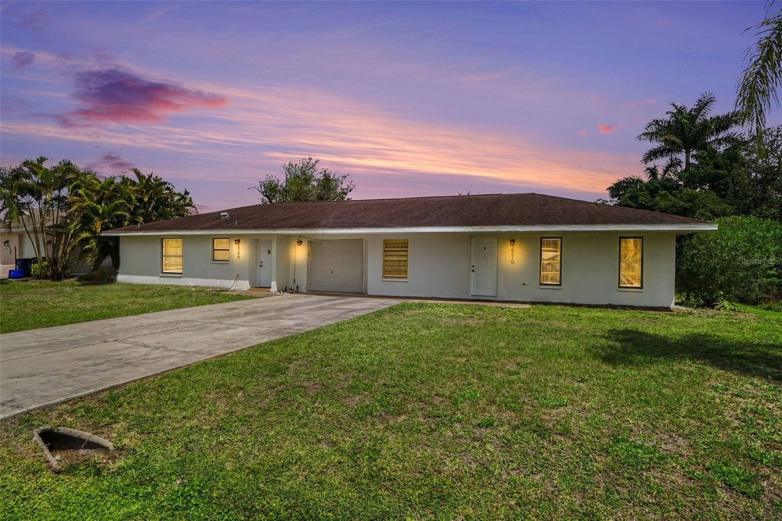 Image 40 of 49 For 2208-2210 Iris Way