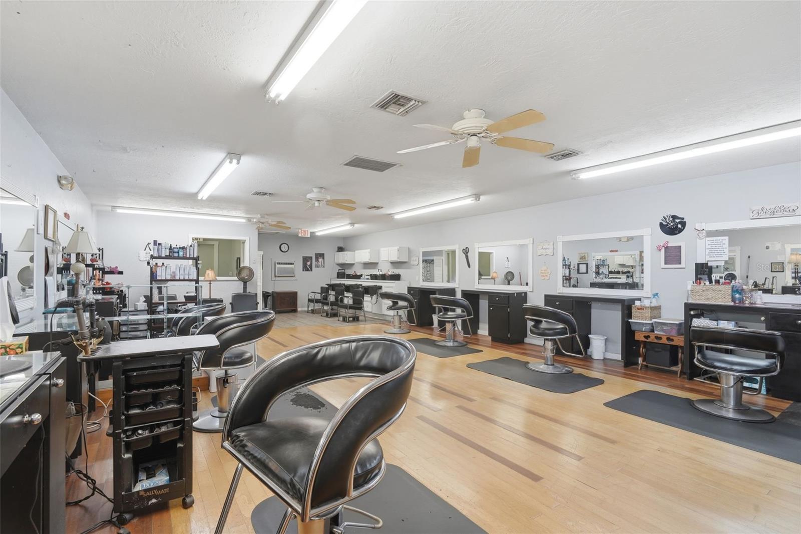 Image 14 of 66 For 1030 Camphor Lane