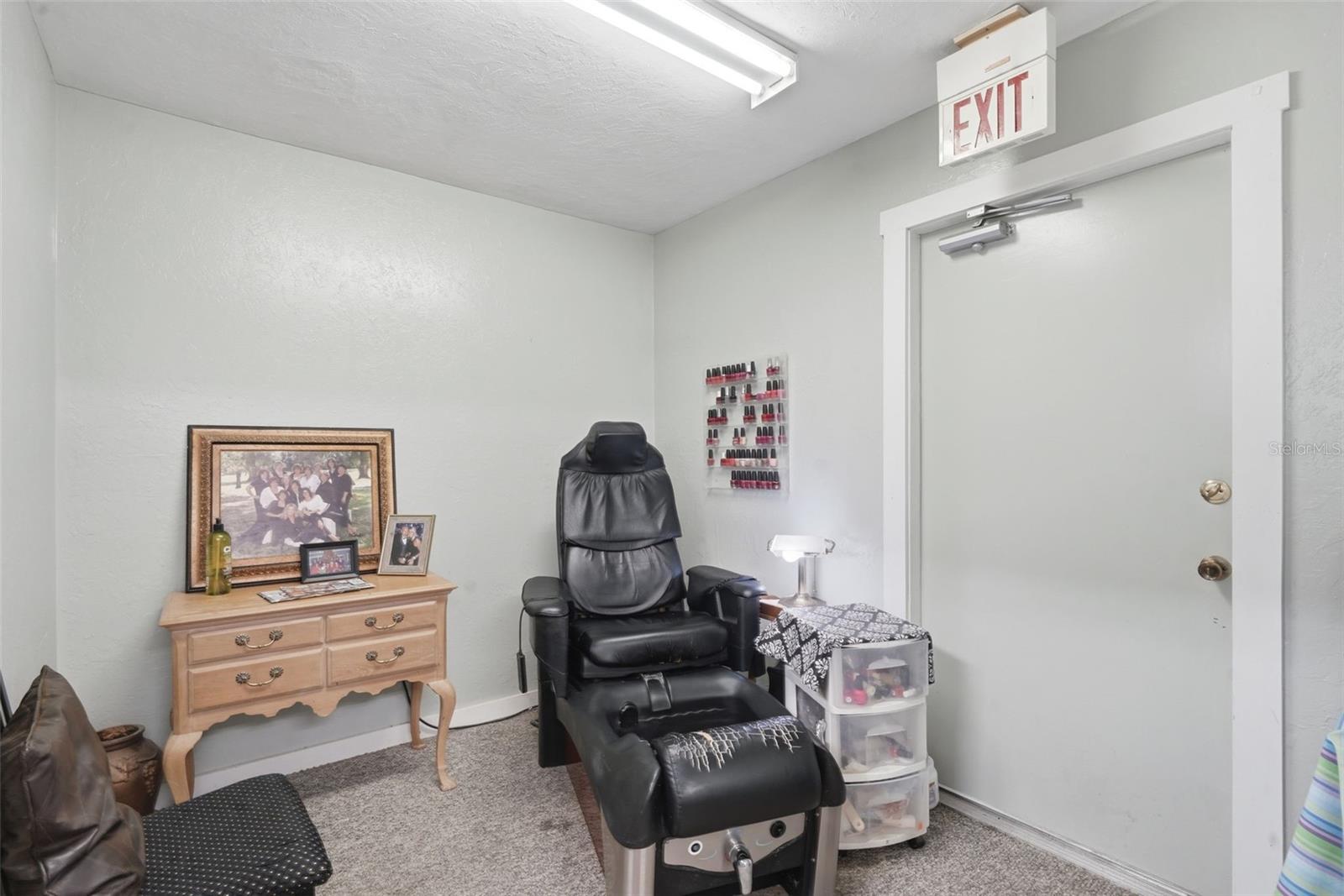 Image 16 of 66 For 1030 Camphor Lane