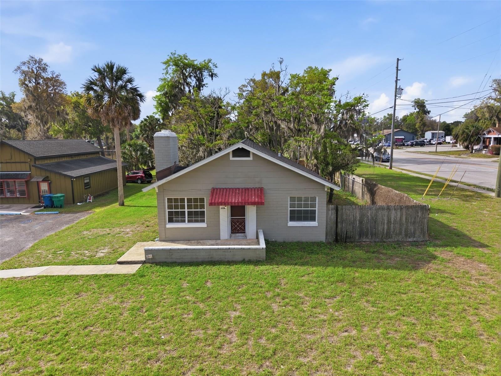 Image 29 of 66 For 1030 Camphor Lane