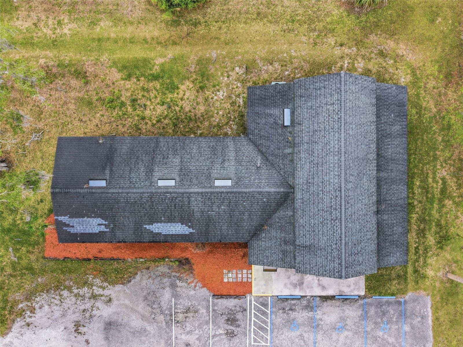 Image 4 of 66 For 1030 Camphor Lane