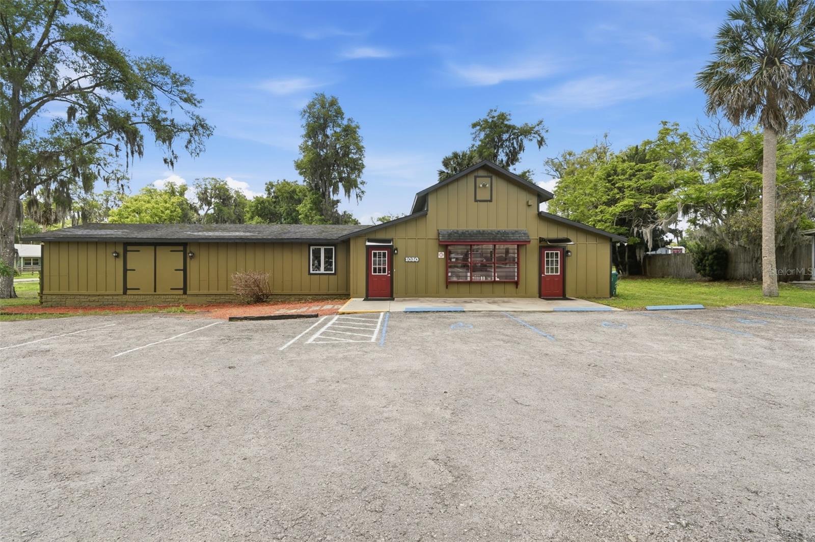 Image 5 of 66 For 1030 Camphor Lane