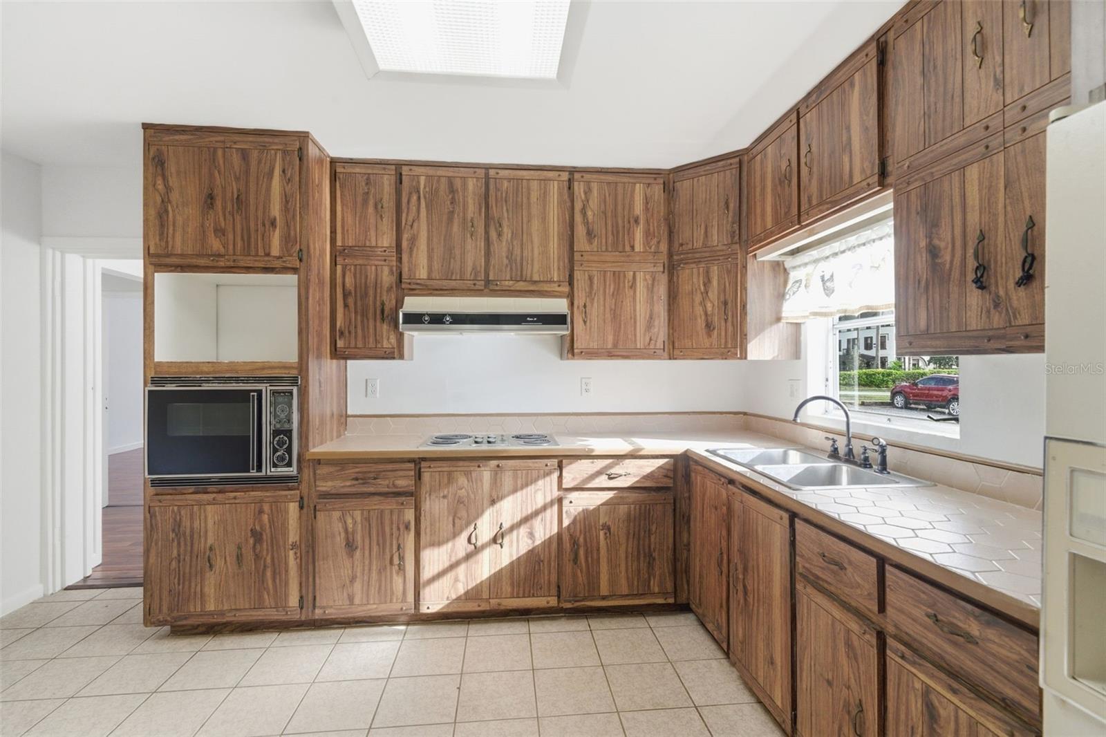 Image 52 of 66 For 1030 Camphor Lane