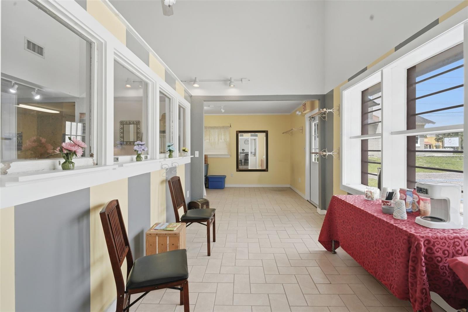 Image 7 of 66 For 1030 Camphor Lane