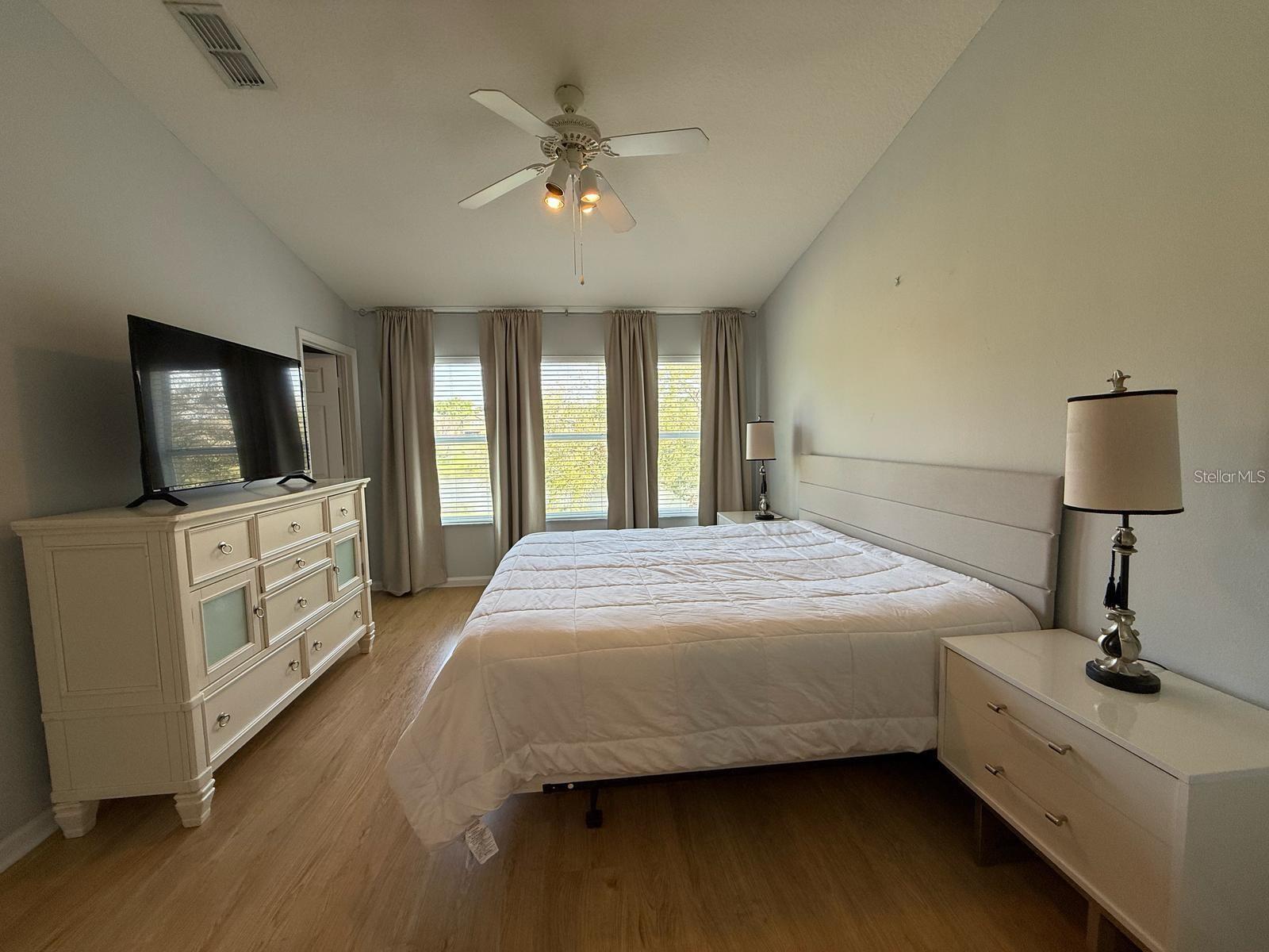 Image 18 of 36 For 6235 Goethe Street 106