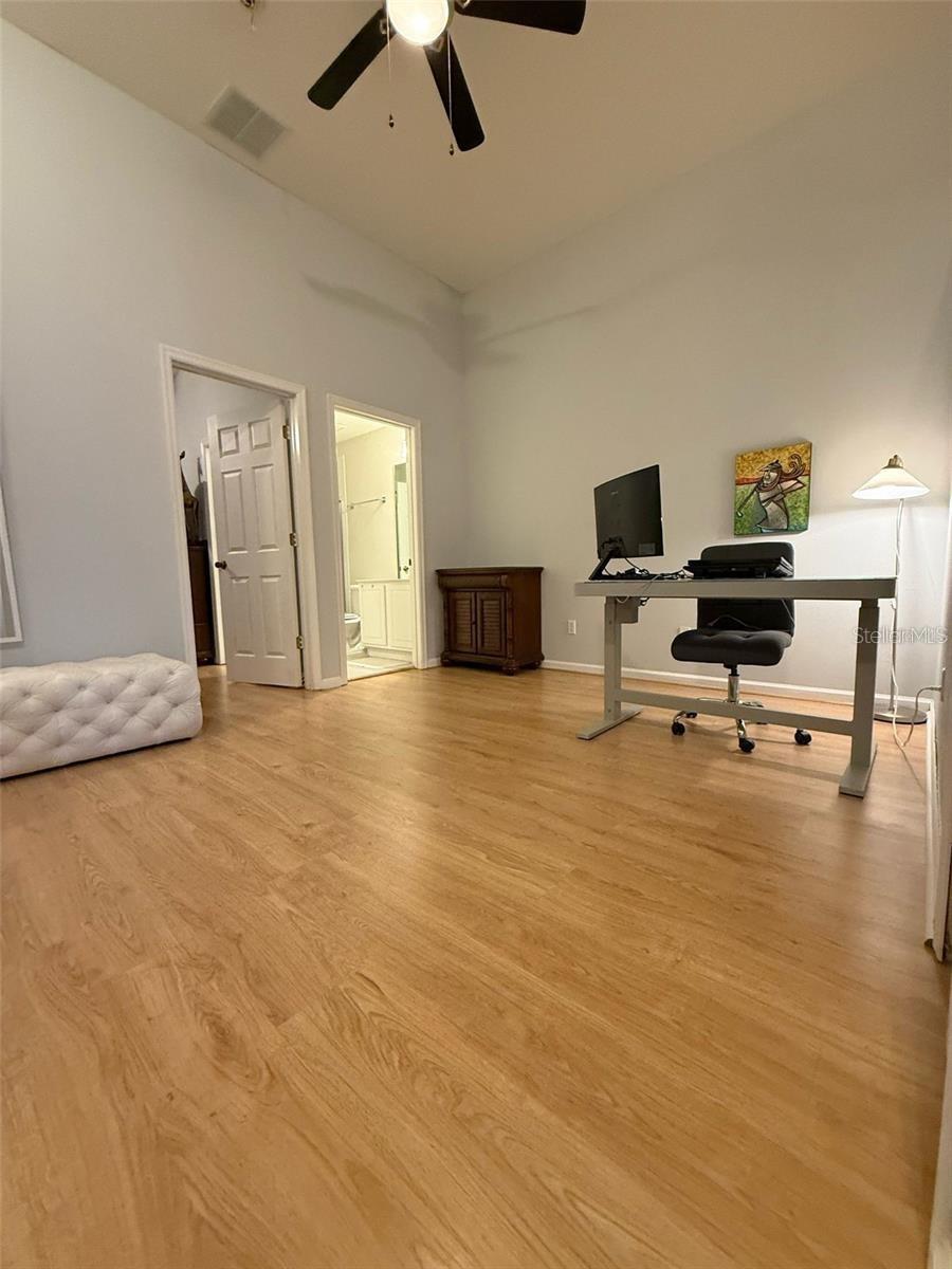 Image 23 of 36 For 6235 Goethe Street 106