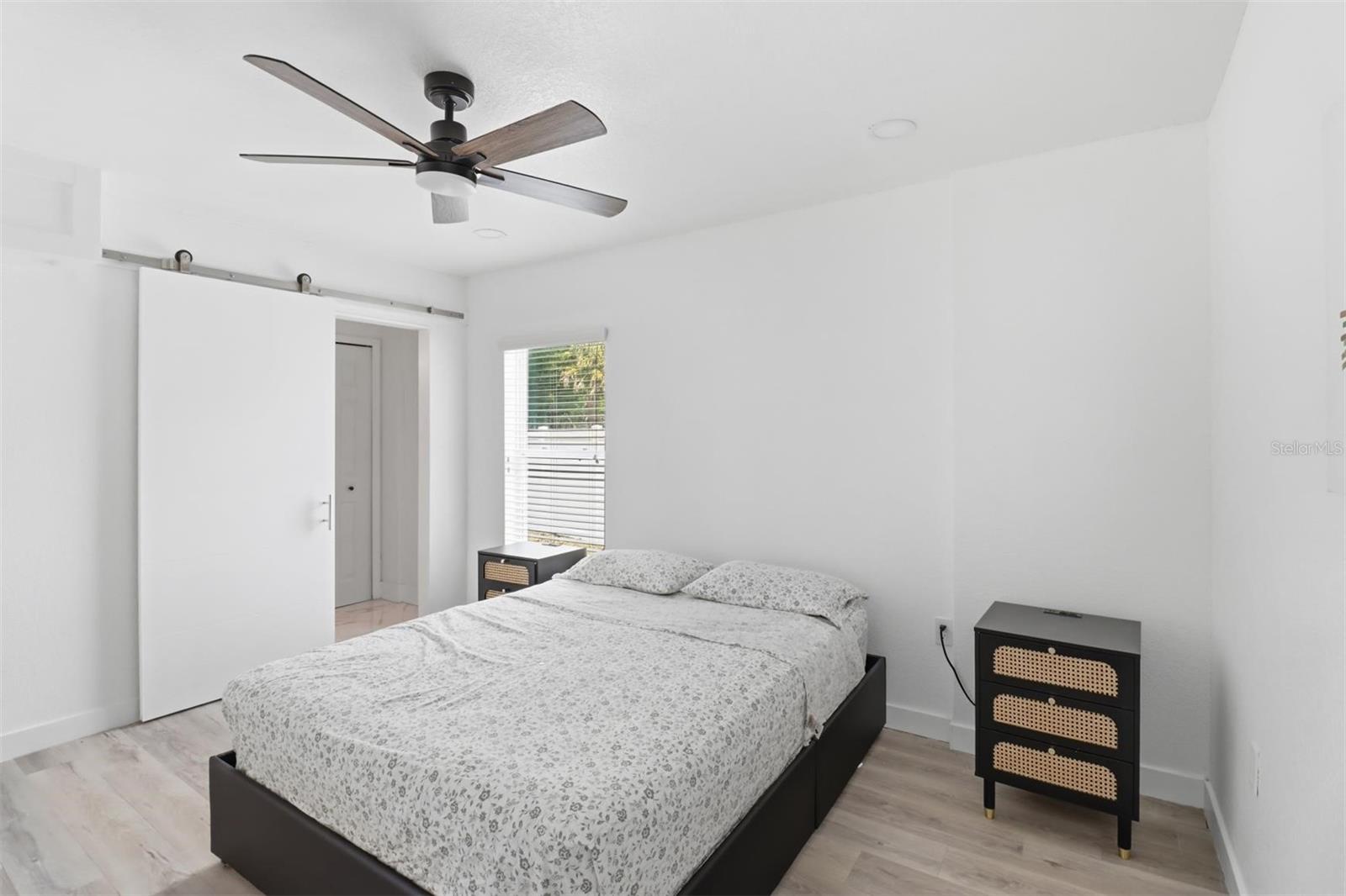 Image 21 of 51 For 5345 Avon Court