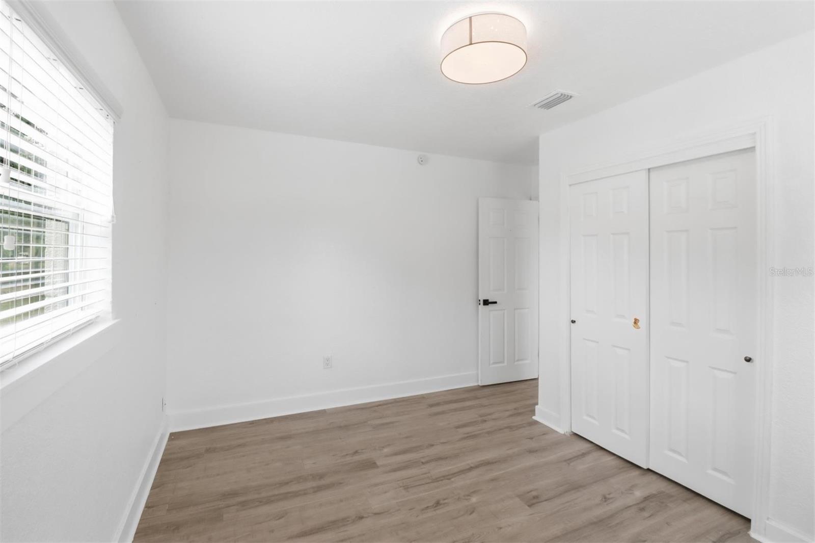 Image 25 of 51 For 5345 Avon Court