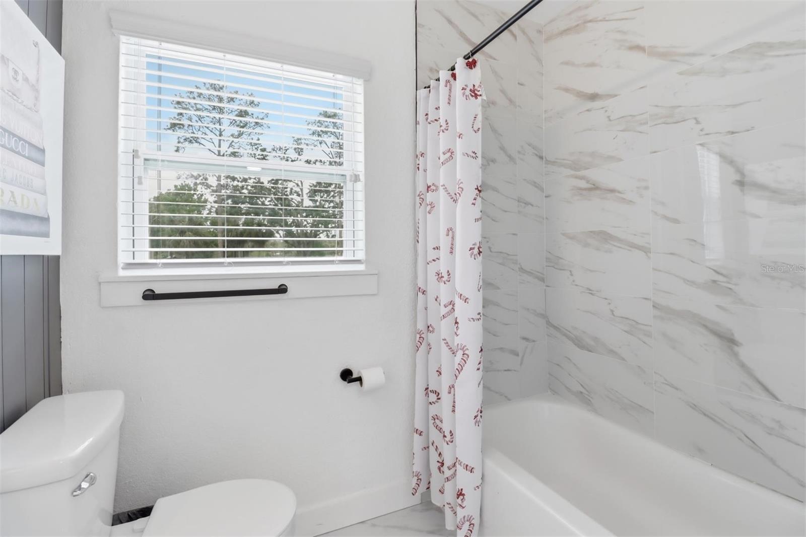 Image 27 of 51 For 5345 Avon Court