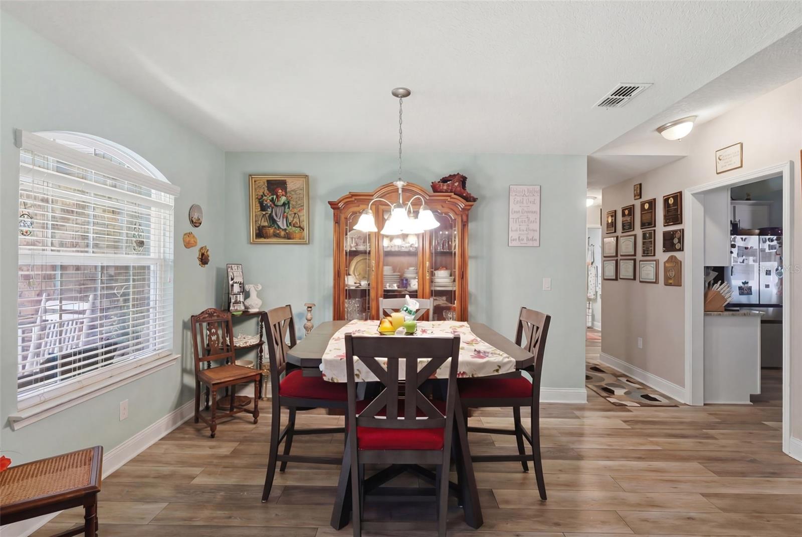 Image 7 of 41 For 26 Noah Boulevard