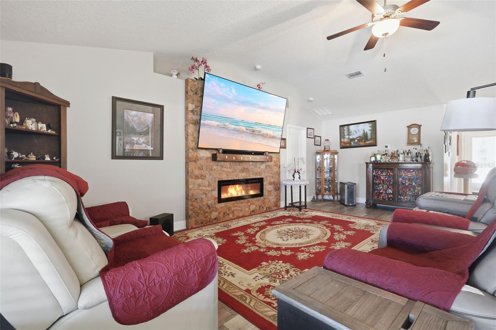 Image 9 of 41 For 26 Noah Boulevard