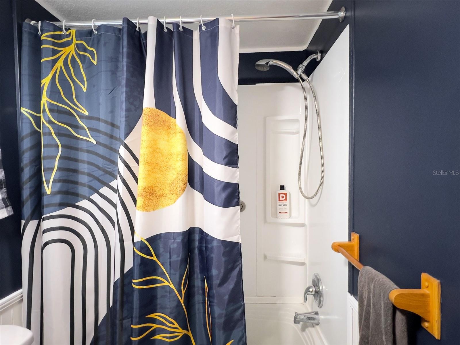 Image 19 of 28 For 14659 Se 90th Ave