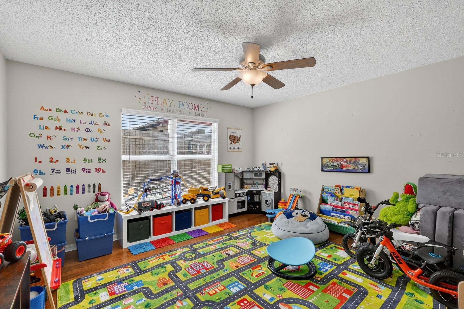 Image 17 of 49 For 502 Gondolier Terrace