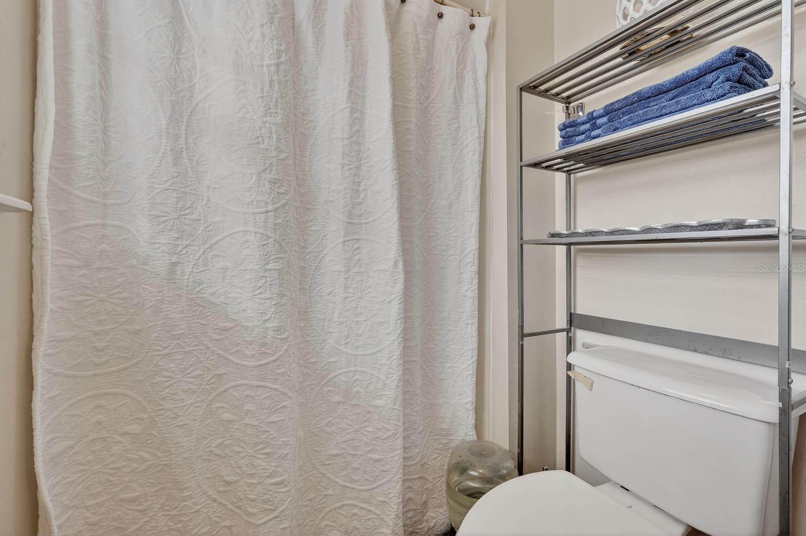 Image 24 of 49 For 502 Gondolier Terrace