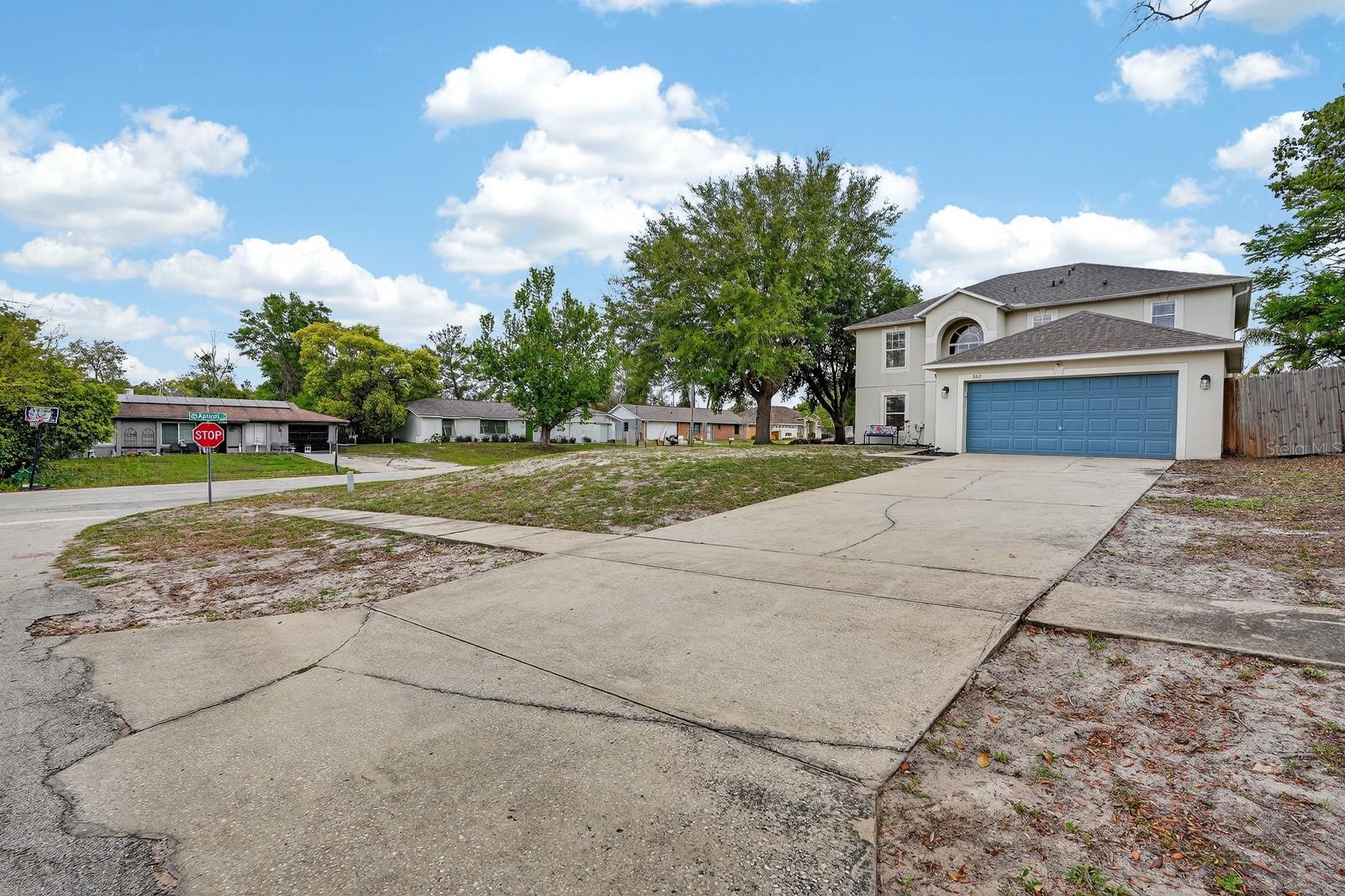 Image 36 of 49 For 502 Gondolier Terrace