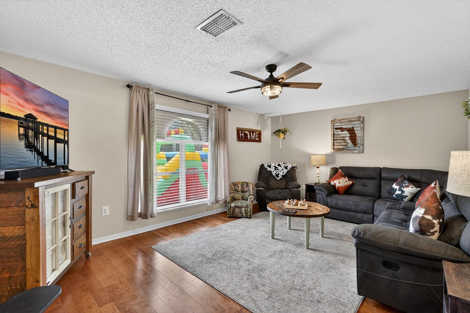 Image 5 of 49 For 502 Gondolier Terrace