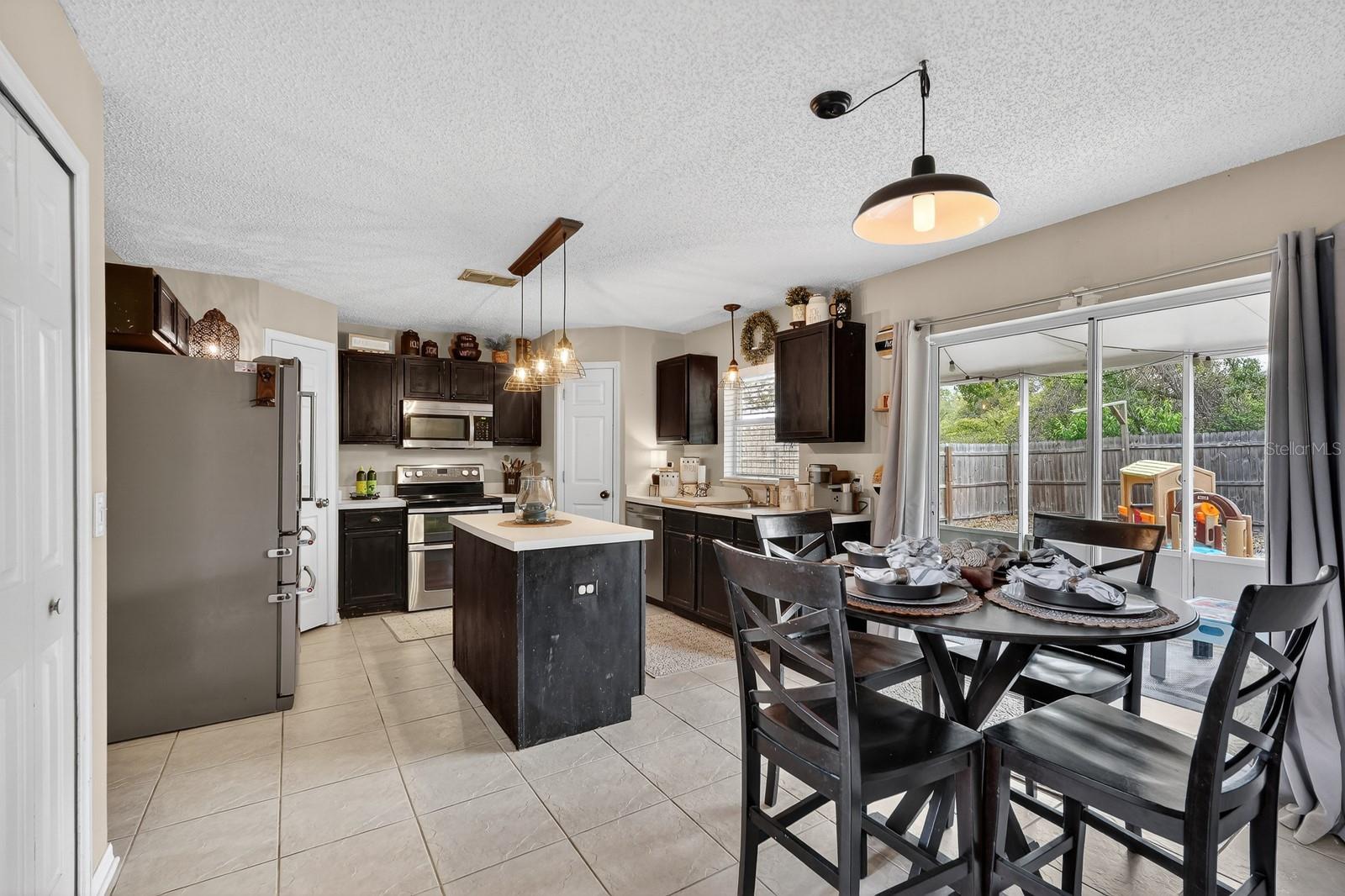 Image 8 of 49 For 502 Gondolier Terrace