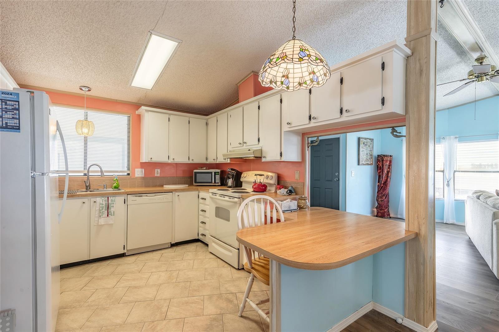 Image 14 of 42 For 5 Windward Drive