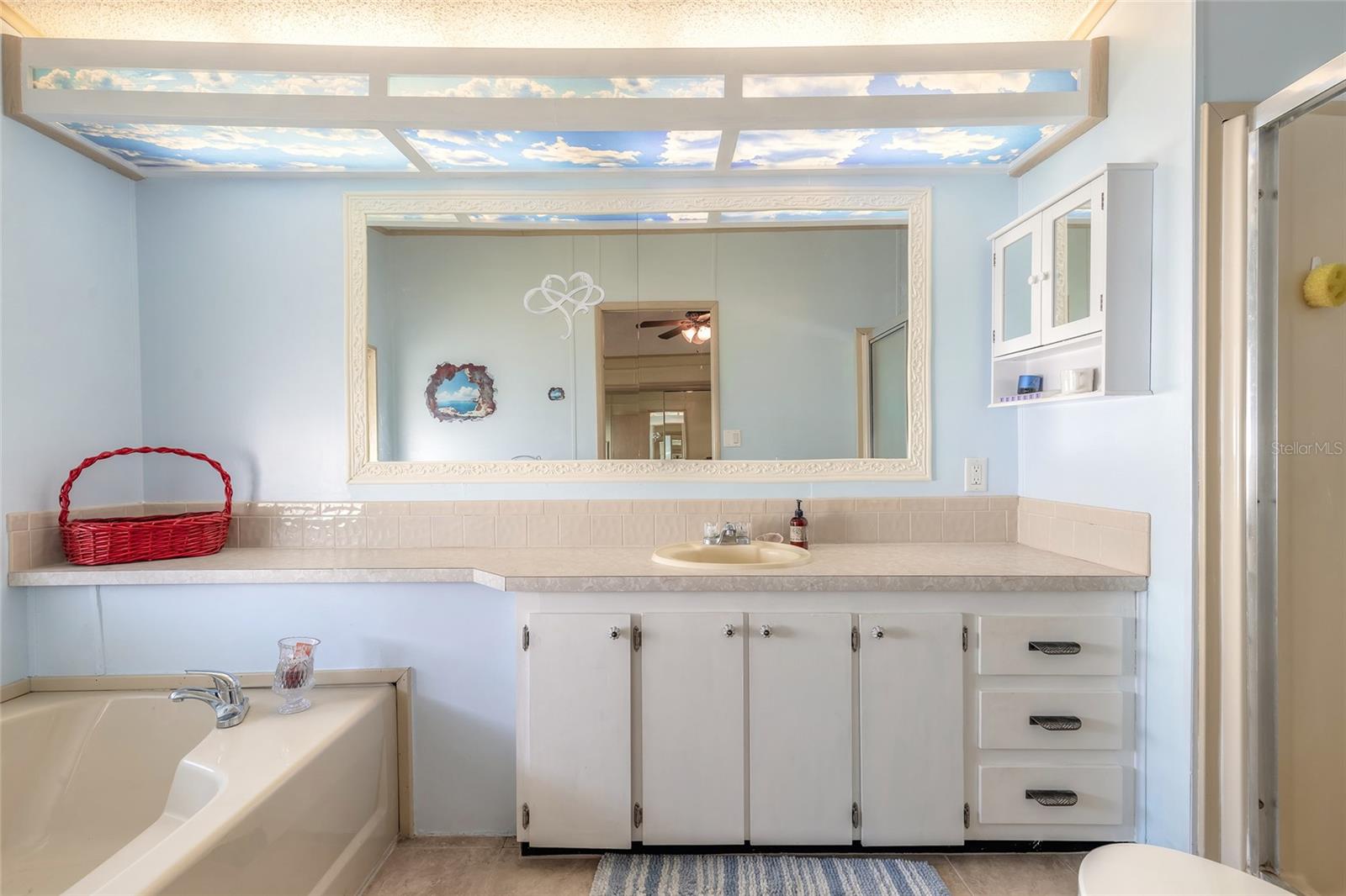 Image 20 of 42 For 5 Windward Drive