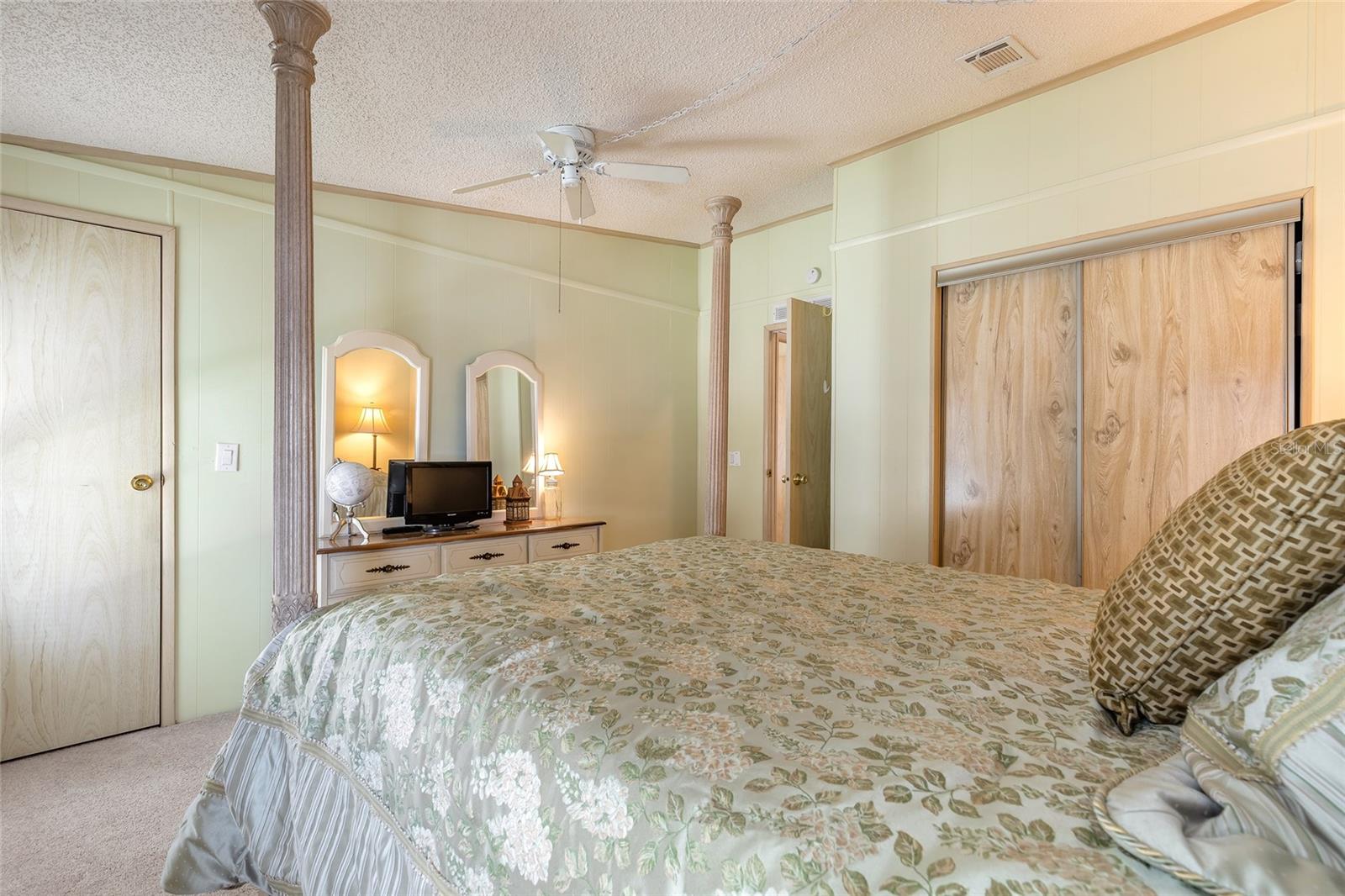 Image 24 of 42 For 5 Windward Drive