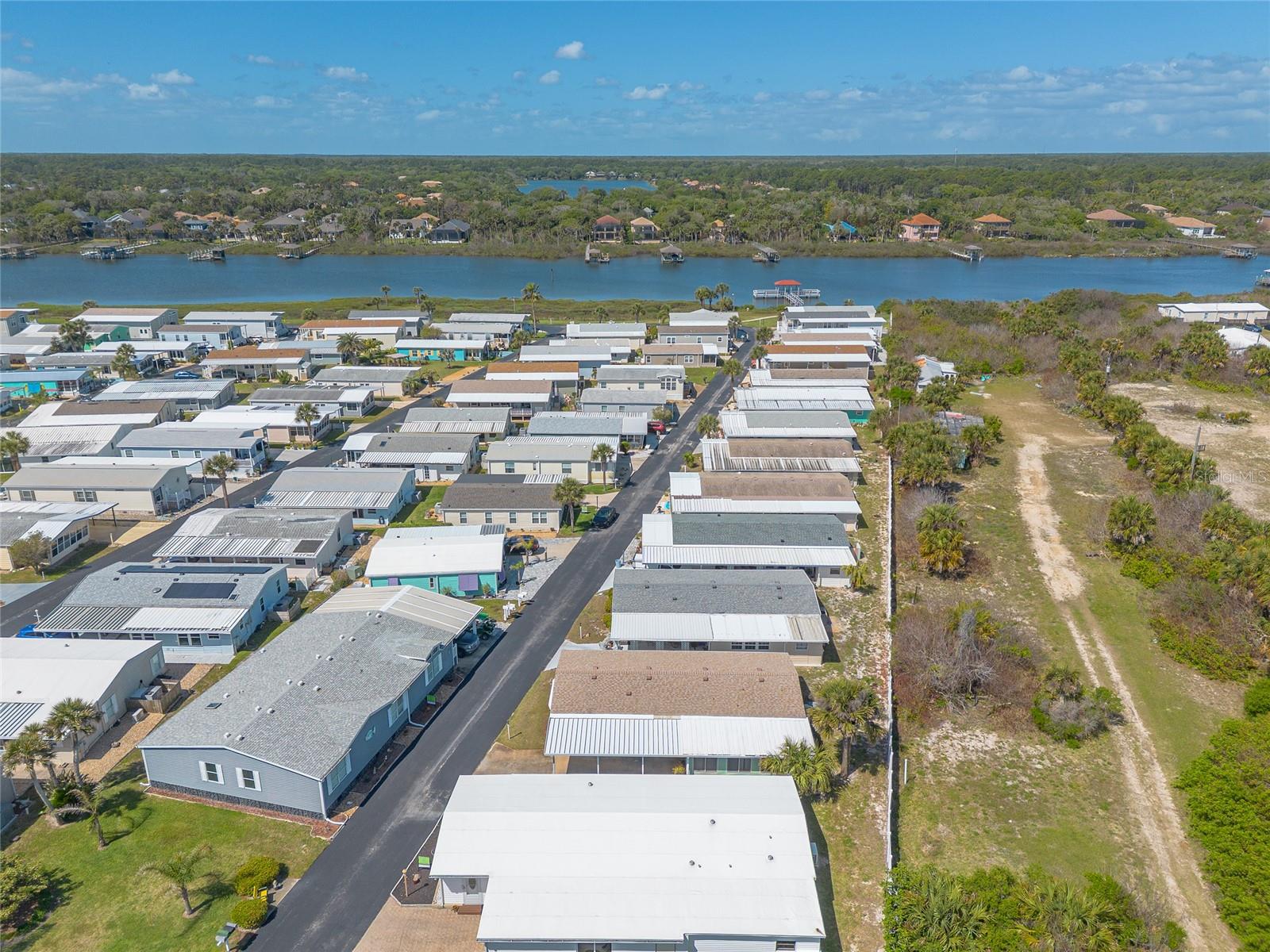 Image 39 of 42 For 5 Windward Drive