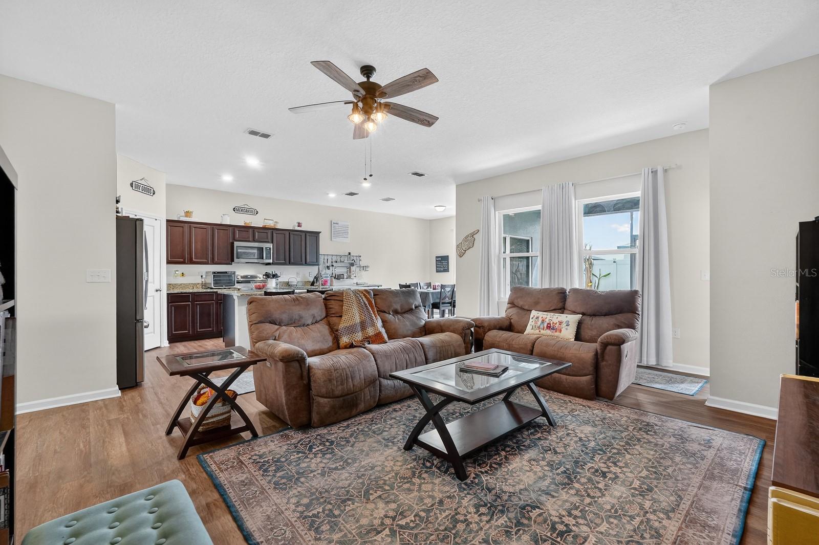 Image 14 of 47 For 1019 Landing Lane