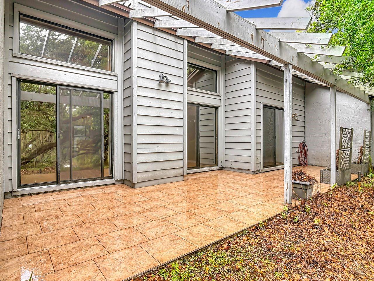 Image 32 of 36 For 902 Village Green Road 2