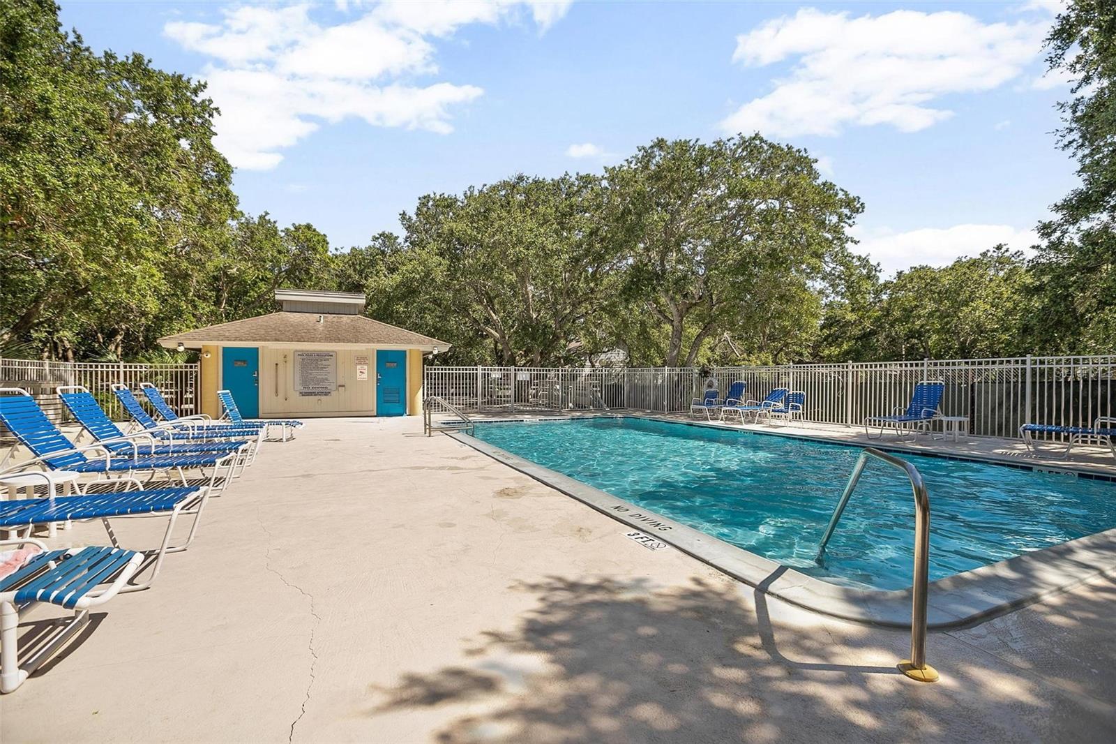 Image 19 of 25 For 4403 Sea Mist Drive 211