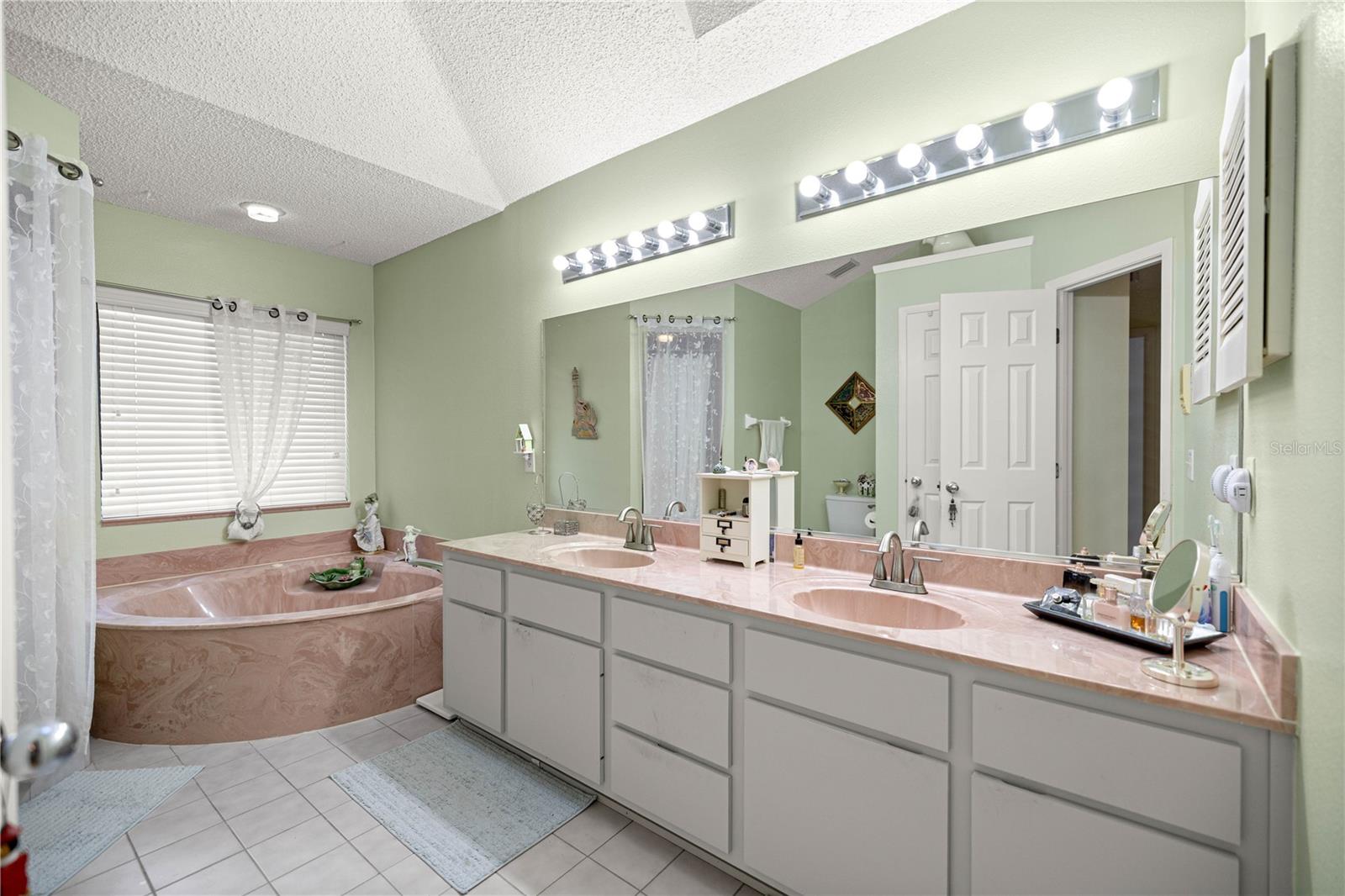 Image 25 of 34 For 36 Chinica Drive