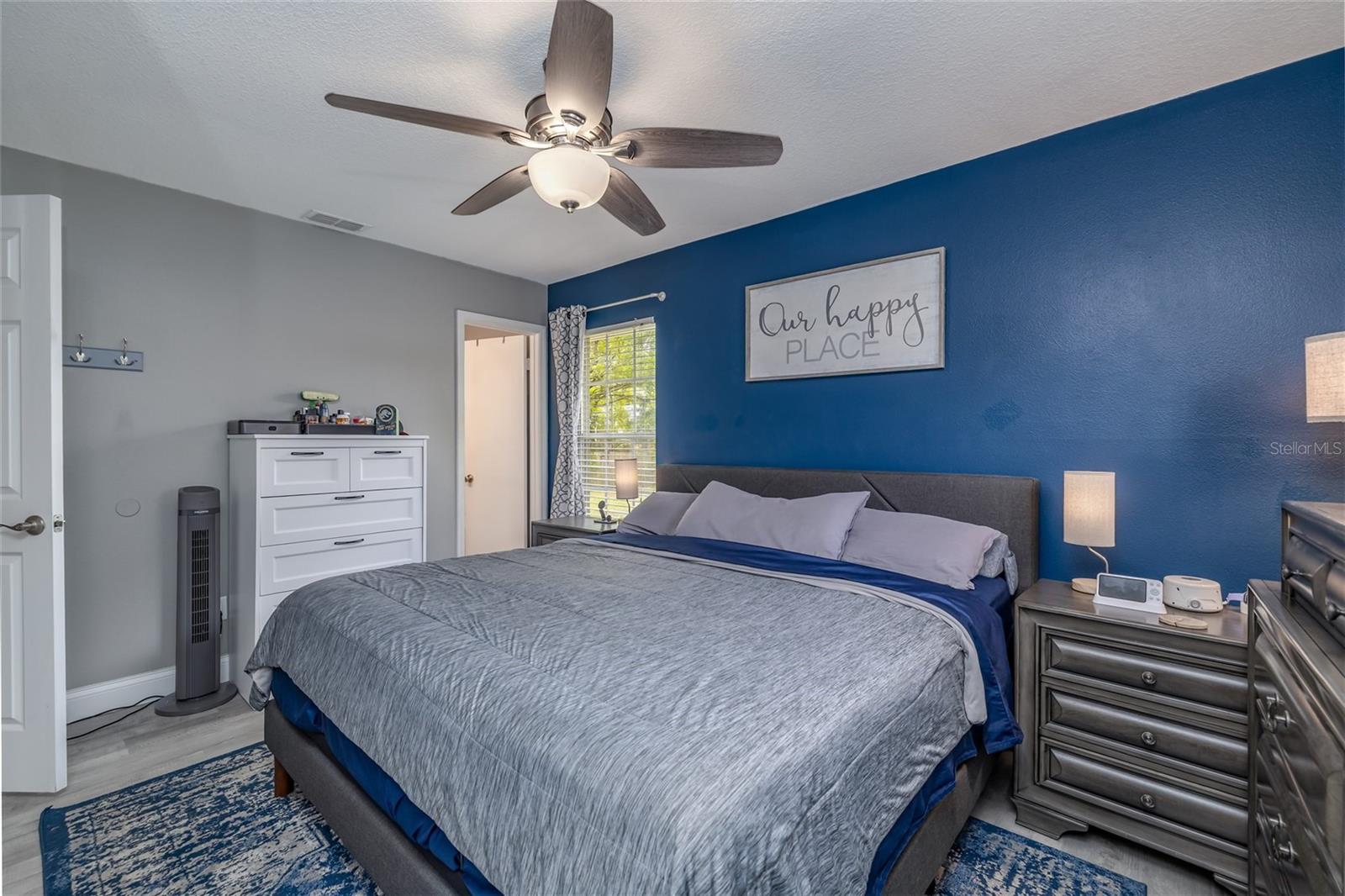 Listing photo id 11 for 340 Park Avenue