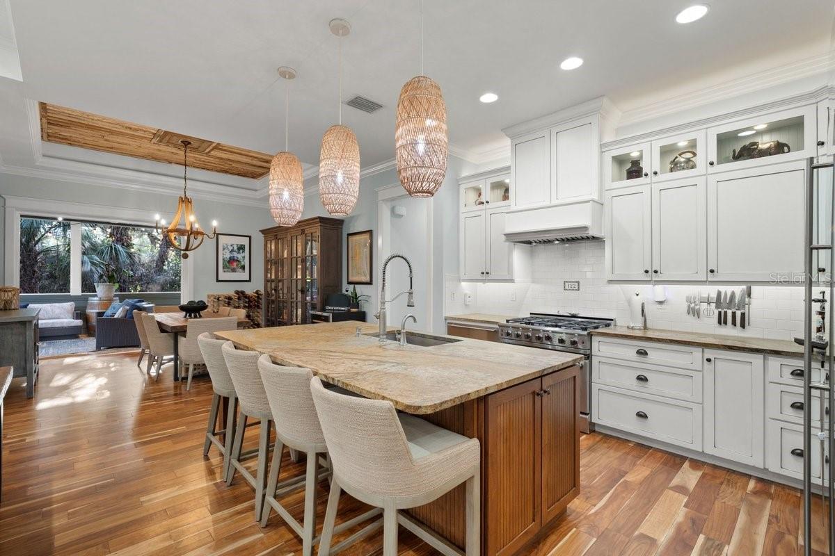 Image 11 of 64 For 122 Beach Street