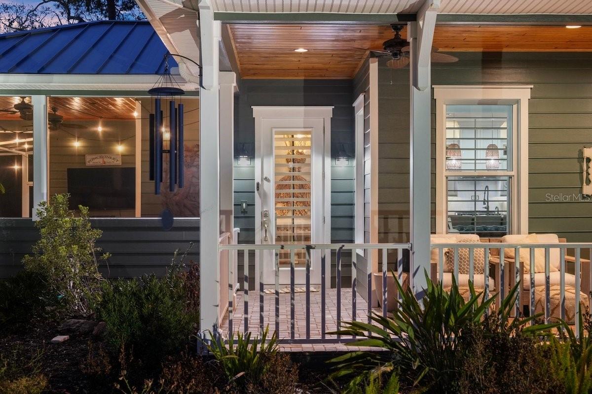 Image 2 of 64 For 122 Beach Street