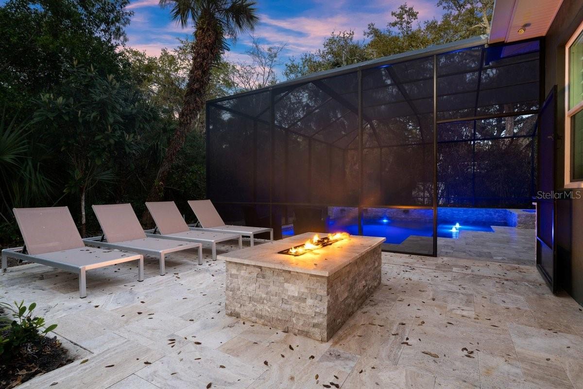 Image 34 of 64 For 122 Beach Street