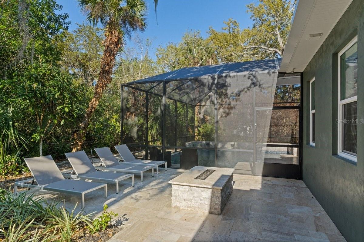 Image 40 of 64 For 122 Beach Street