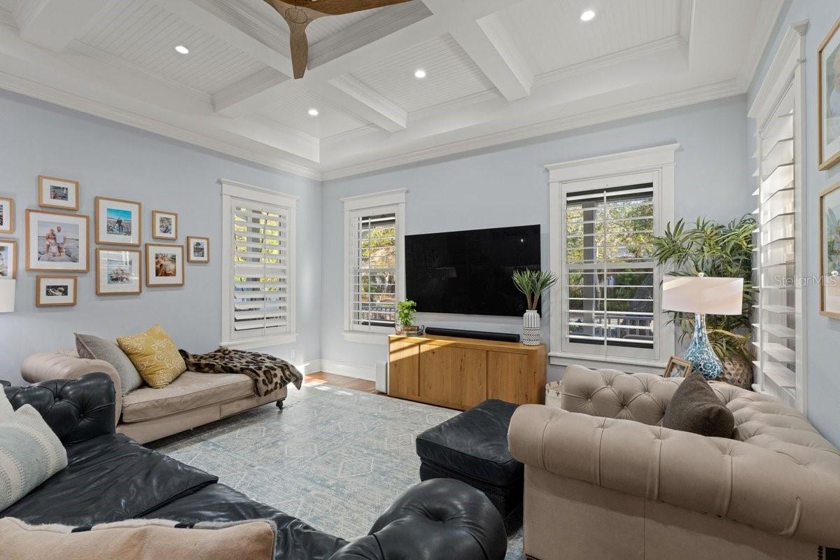 Image 5 of 64 For 122 Beach Street