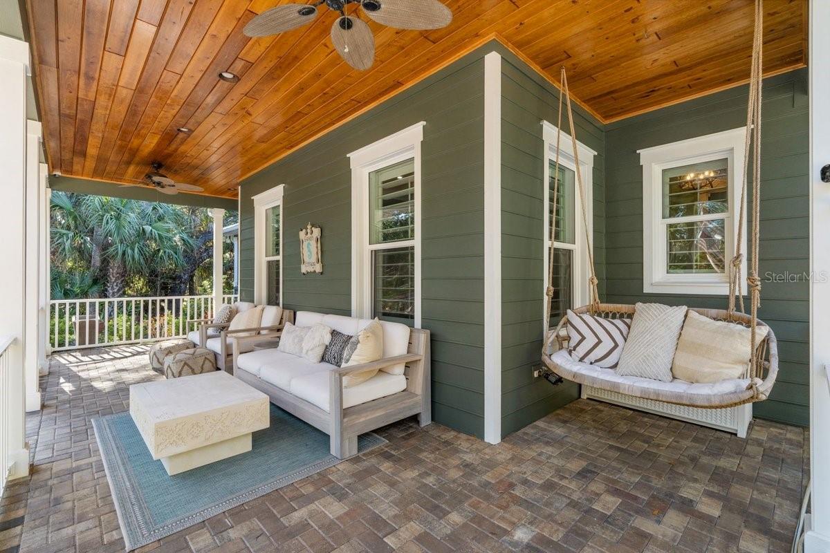 Image 50 of 64 For 122 Beach Street