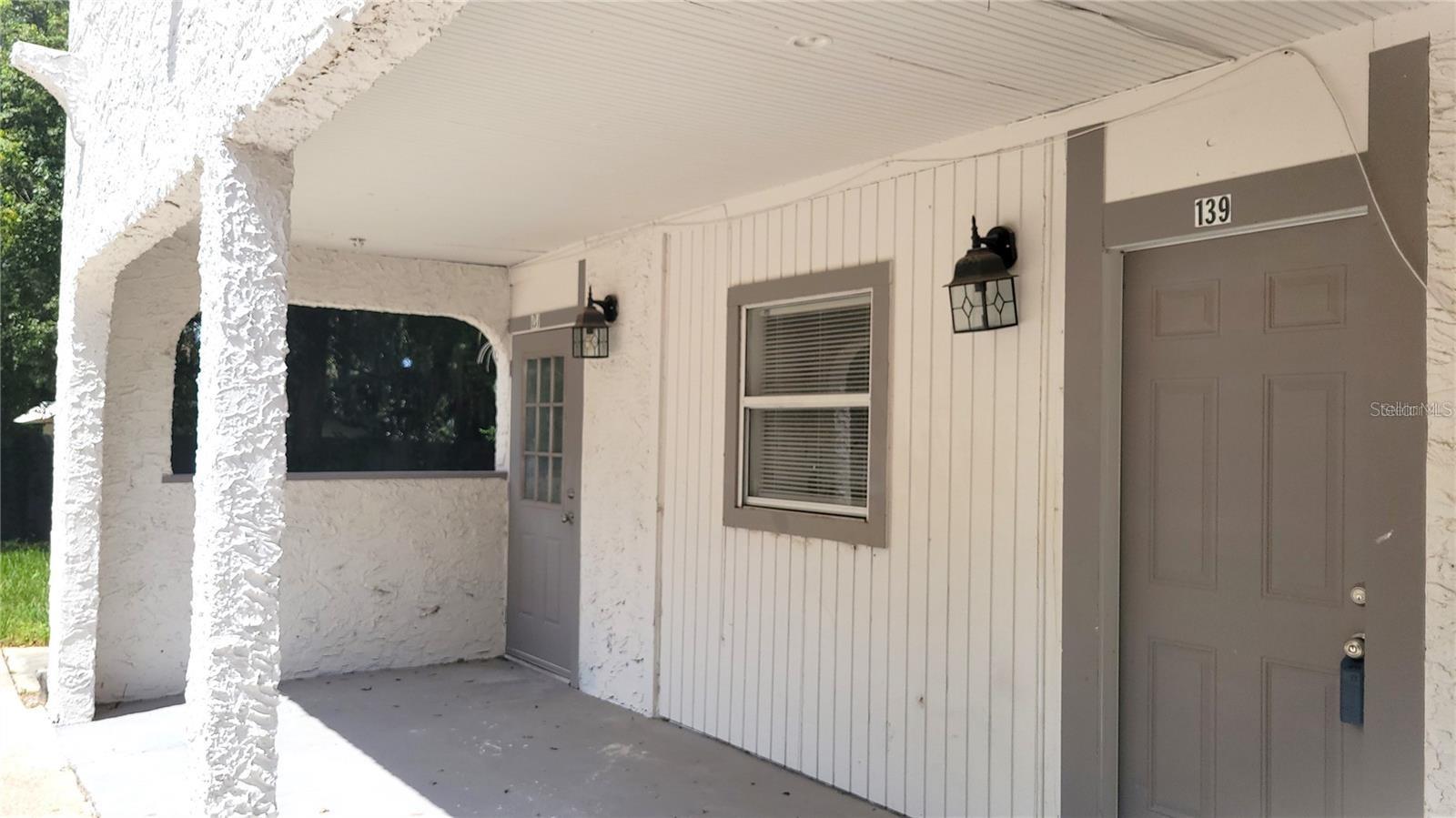 Image 4 of 11 For 137 Stone Street