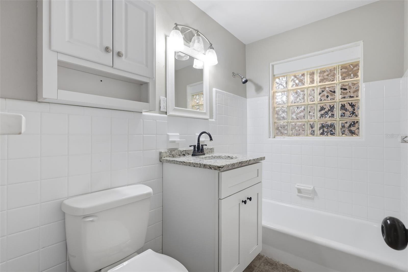 Image 17 of 34 For 274 Williams Avenue