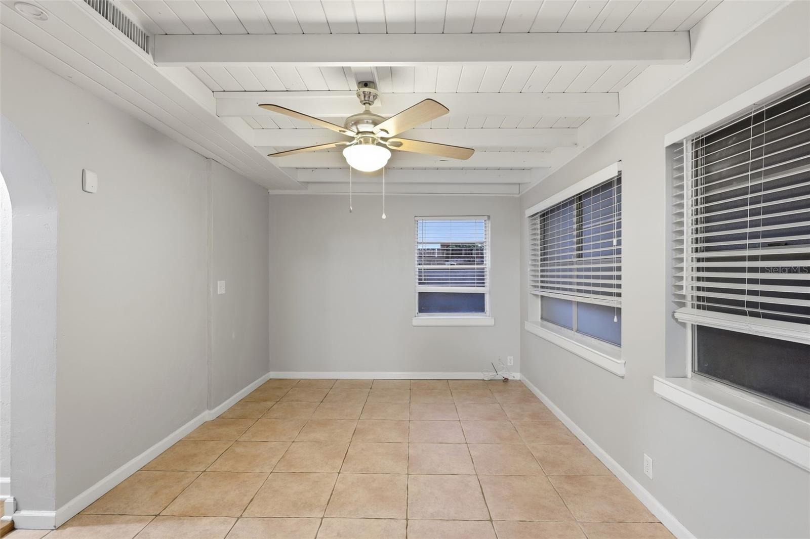 Image 22 of 34 For 274 Williams Avenue