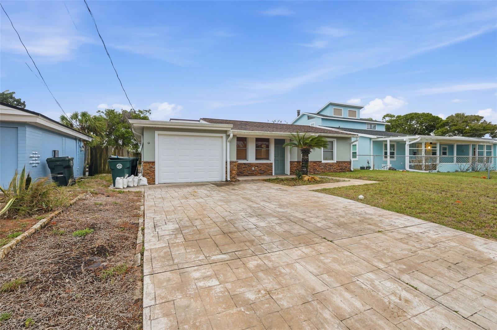 Image 3 of 34 For 274 Williams Avenue