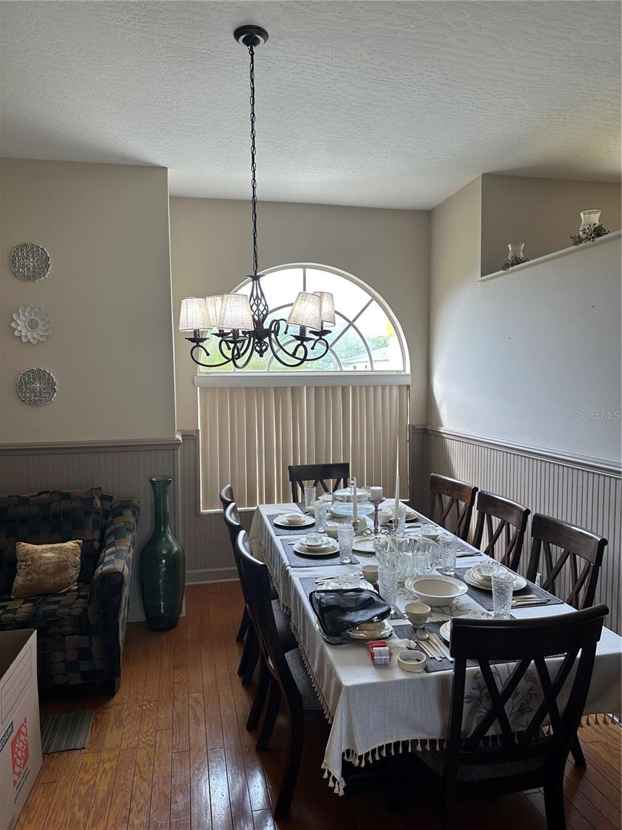 Image 10 of 19 For 125 Midvale Terrace