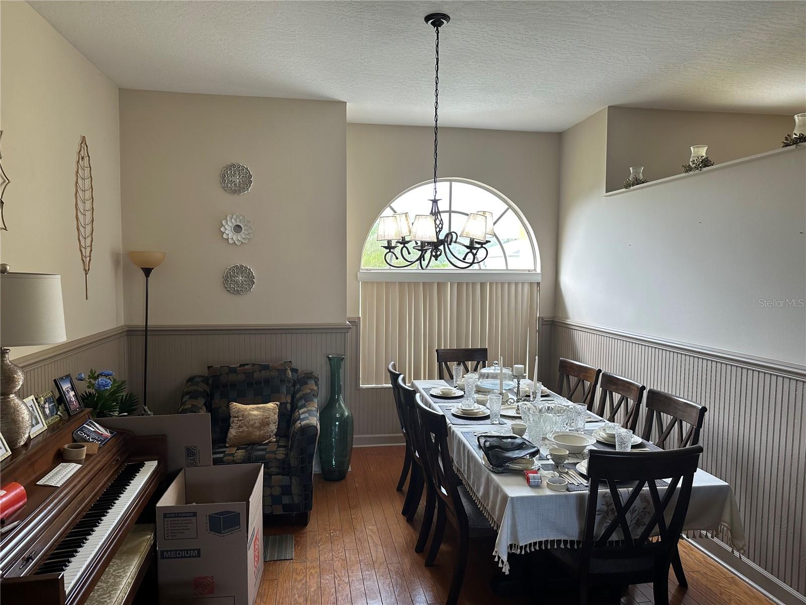 Image 3 of 19 For 125 Midvale Terrace