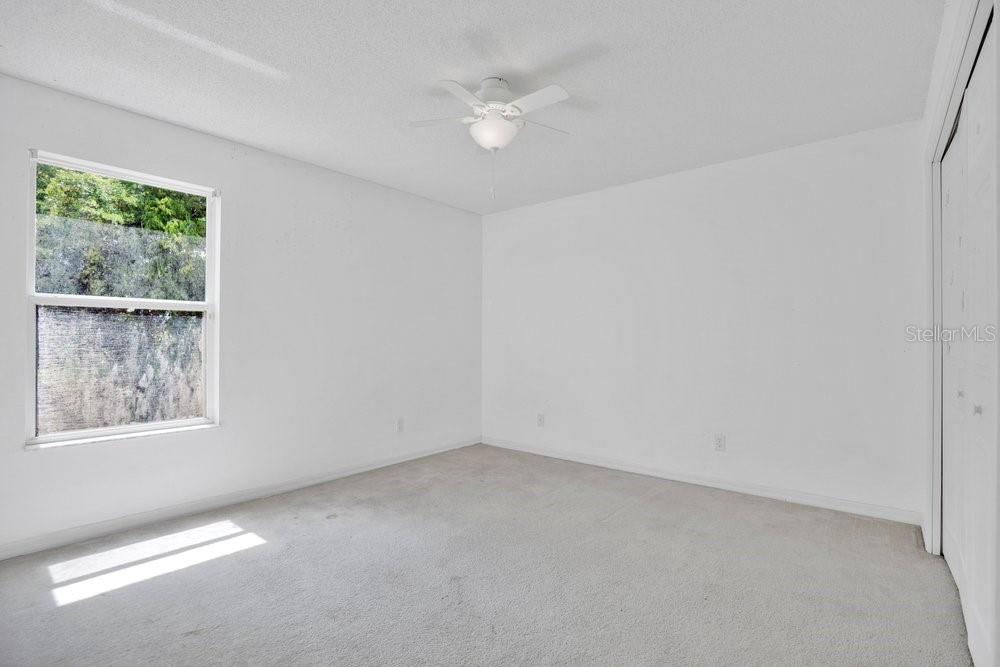 Image 13 of 17 For 161 Walnut Crest Run