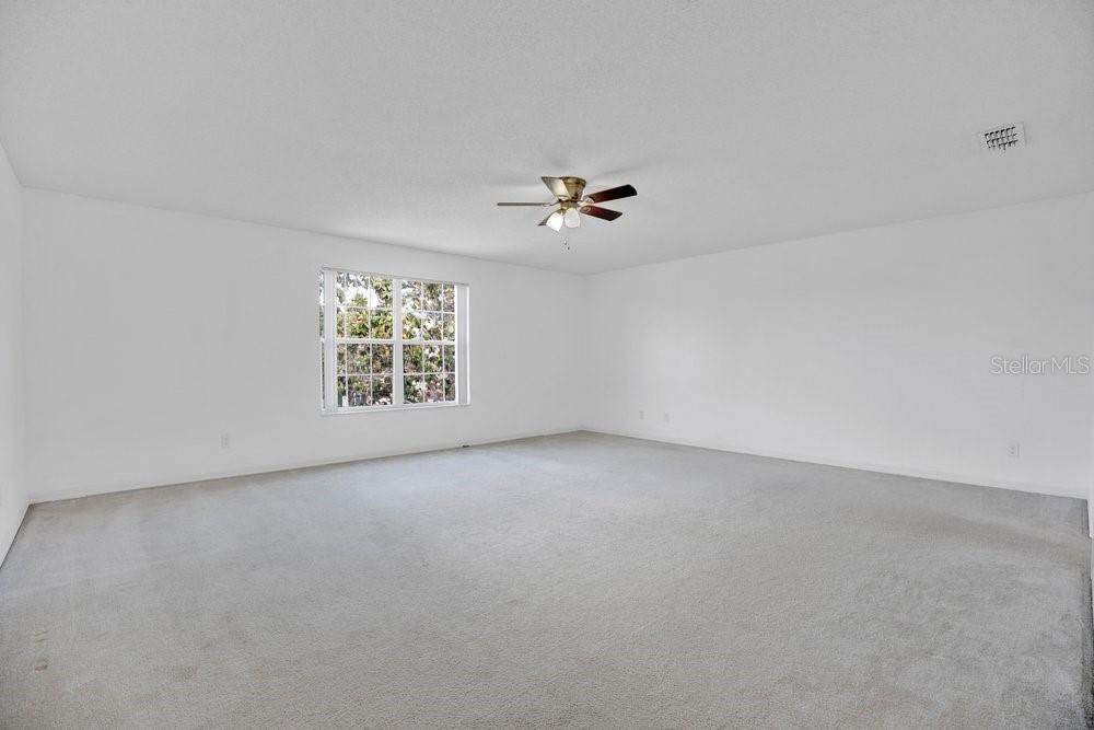 Image 7 of 17 For 161 Walnut Crest Run