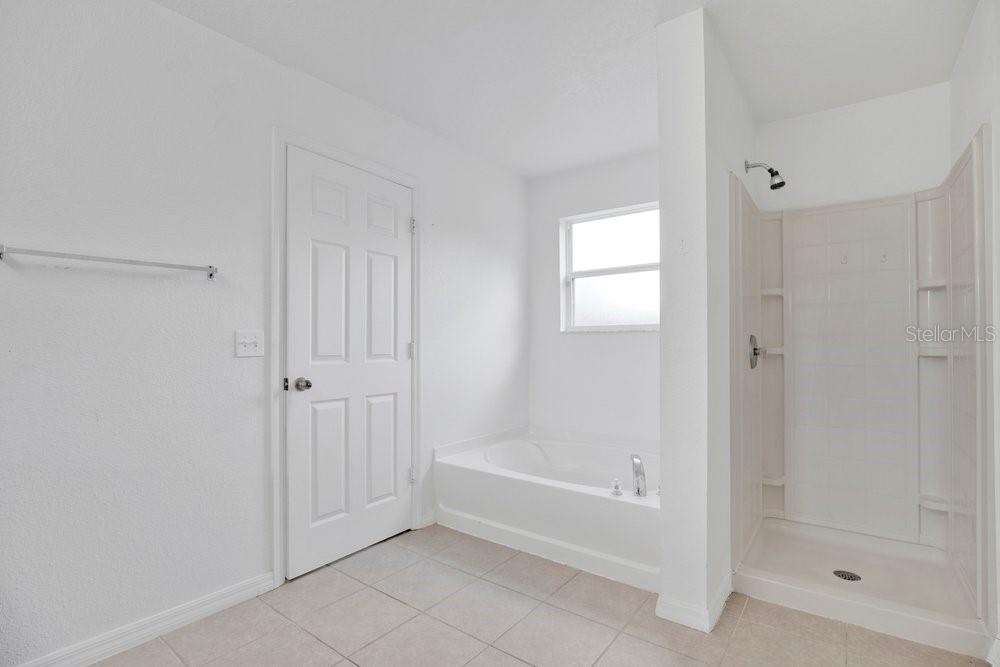 Image 9 of 17 For 161 Walnut Crest Run