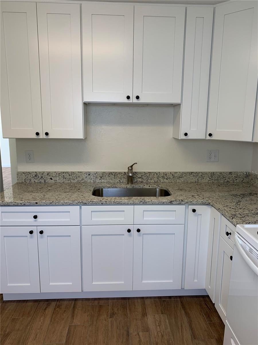 Image 12 of 14 For 127 Kentucky Avenue