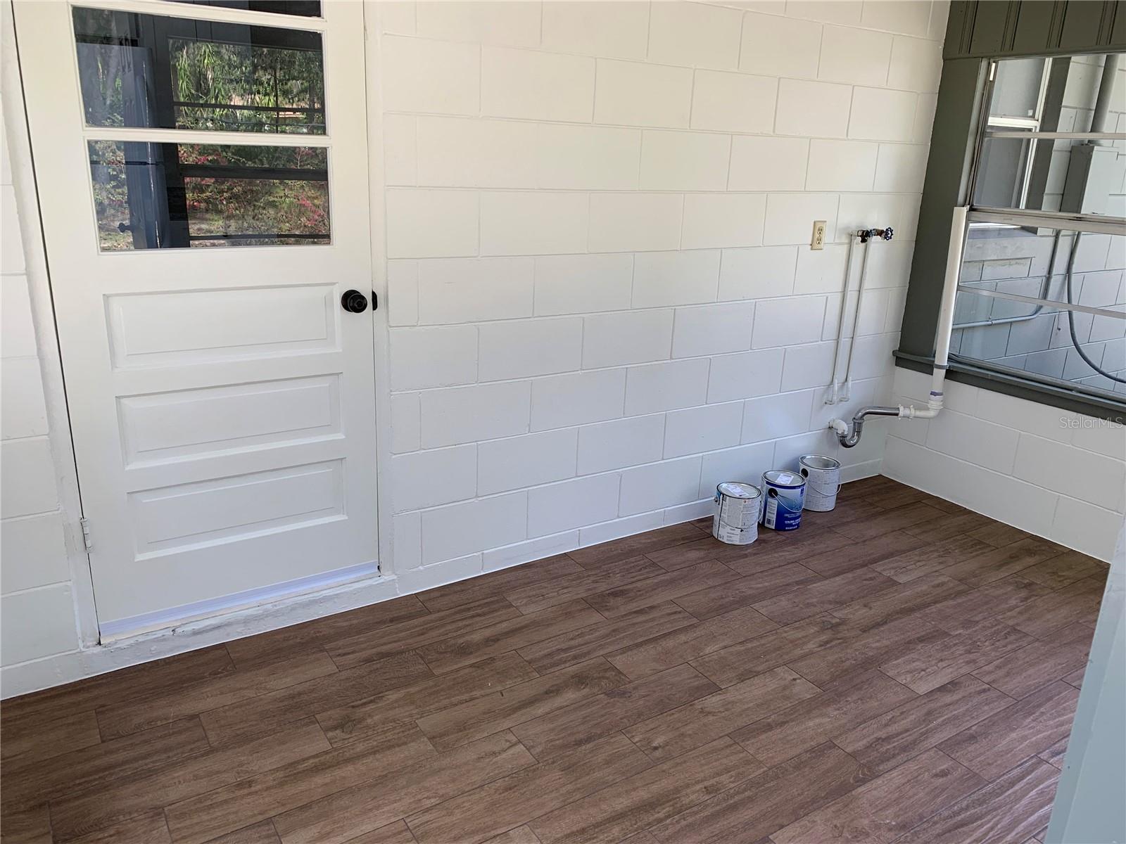 Image 13 of 14 For 127 Kentucky Avenue