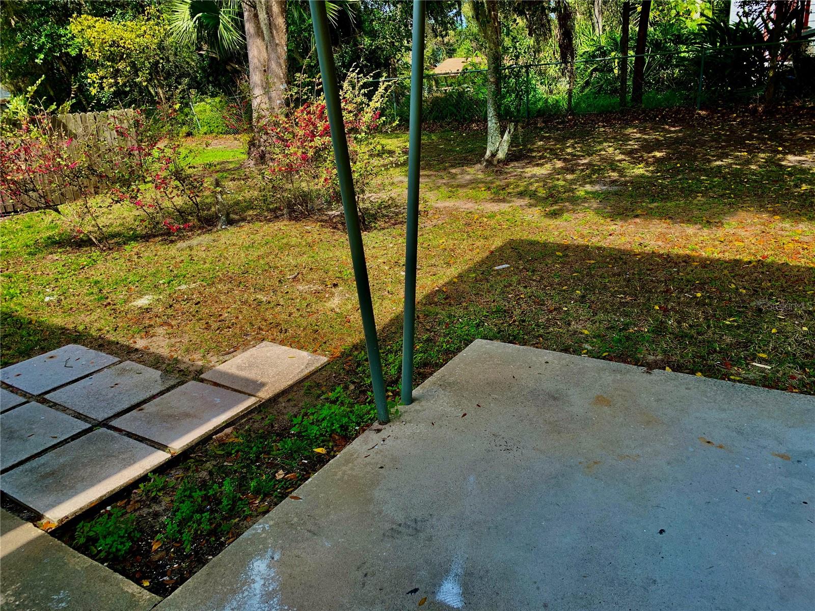 Image 14 of 14 For 127 Kentucky Avenue