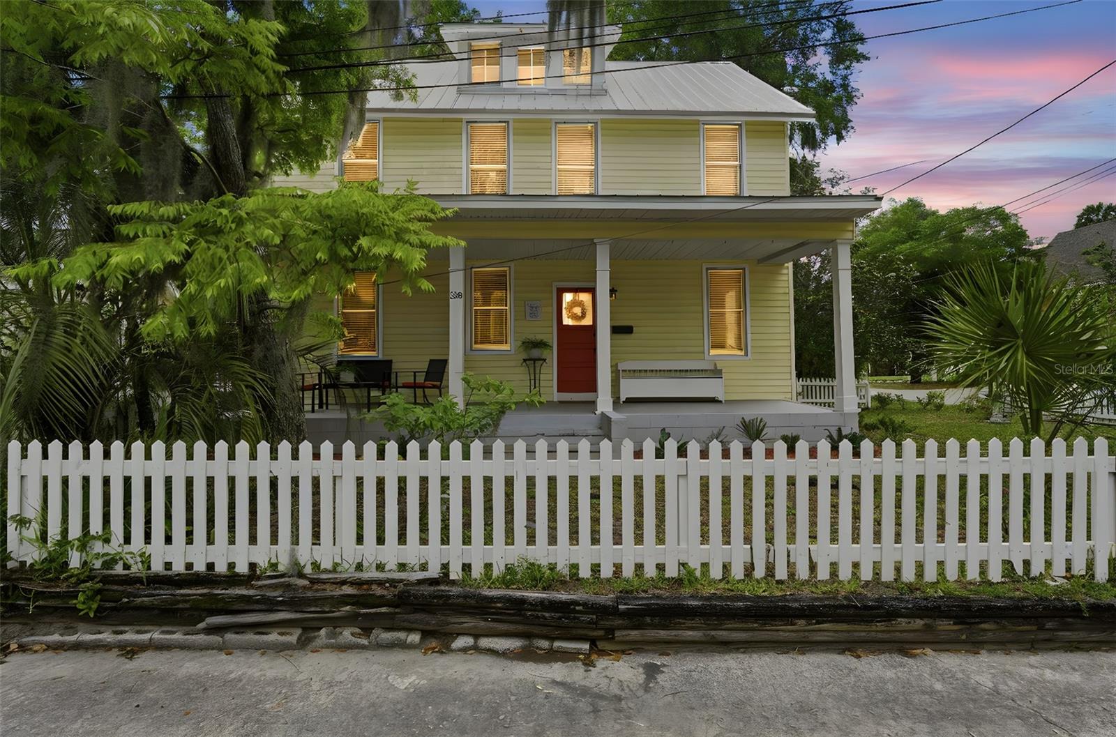 Image 36 of 44 For 318 Colonial Court